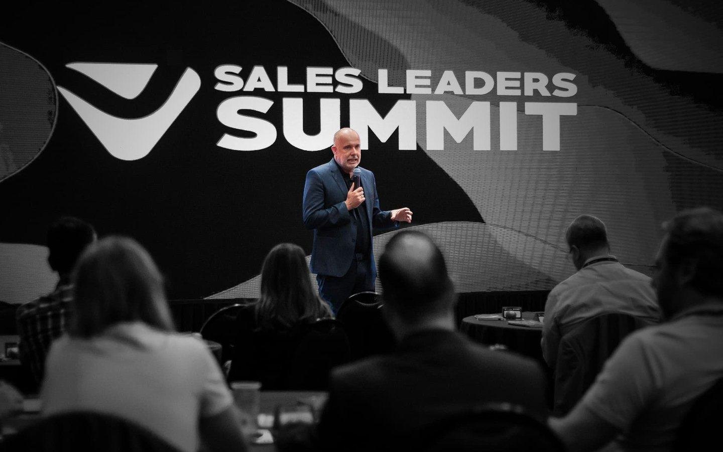 Lideranças comerciais reunidas no Sales Leaders Summit da VendaMais